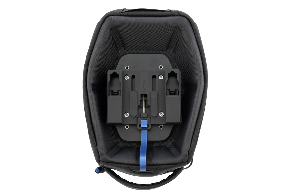 Tank bags by Wunderlich - Passion. Unlimiteed. ✔ Premium components ✔ Integrated design ➜ Order now