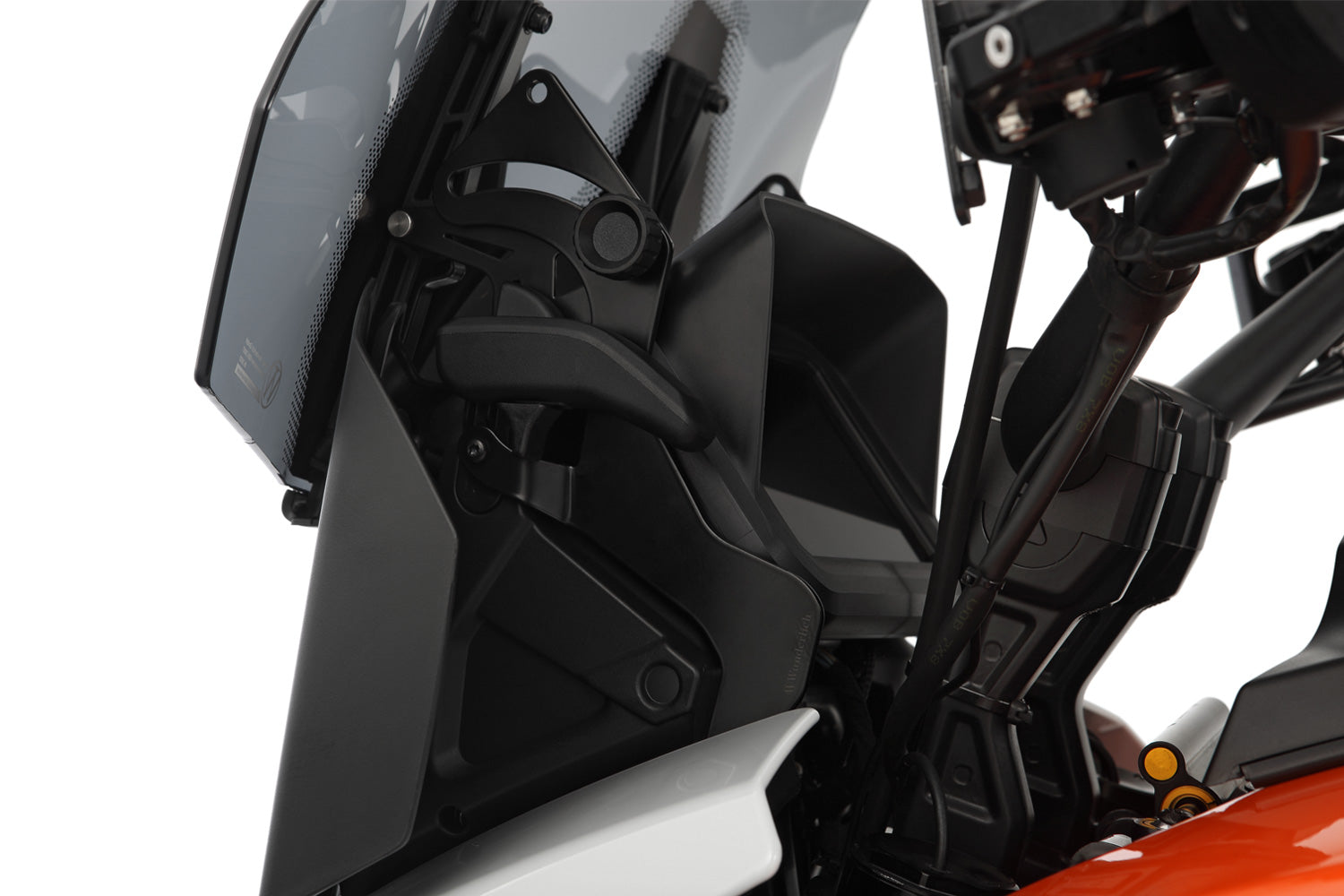 The windshield reinforcement on both sides stabilises the windshield and thus reduces turbulences caused by the airflow at high speeds