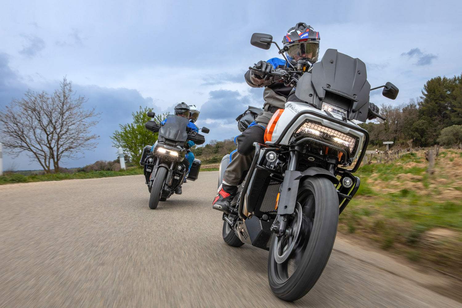 Wunderlich headlight protection grill for the Harley-Davidson Pan America 1250 reliably protects the original headlight from expensive...