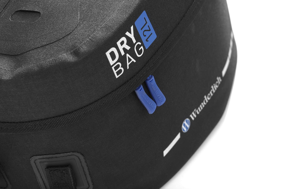Our compact tank bag is the ideal solution for everyday travel but also for tours over a day or multiple days