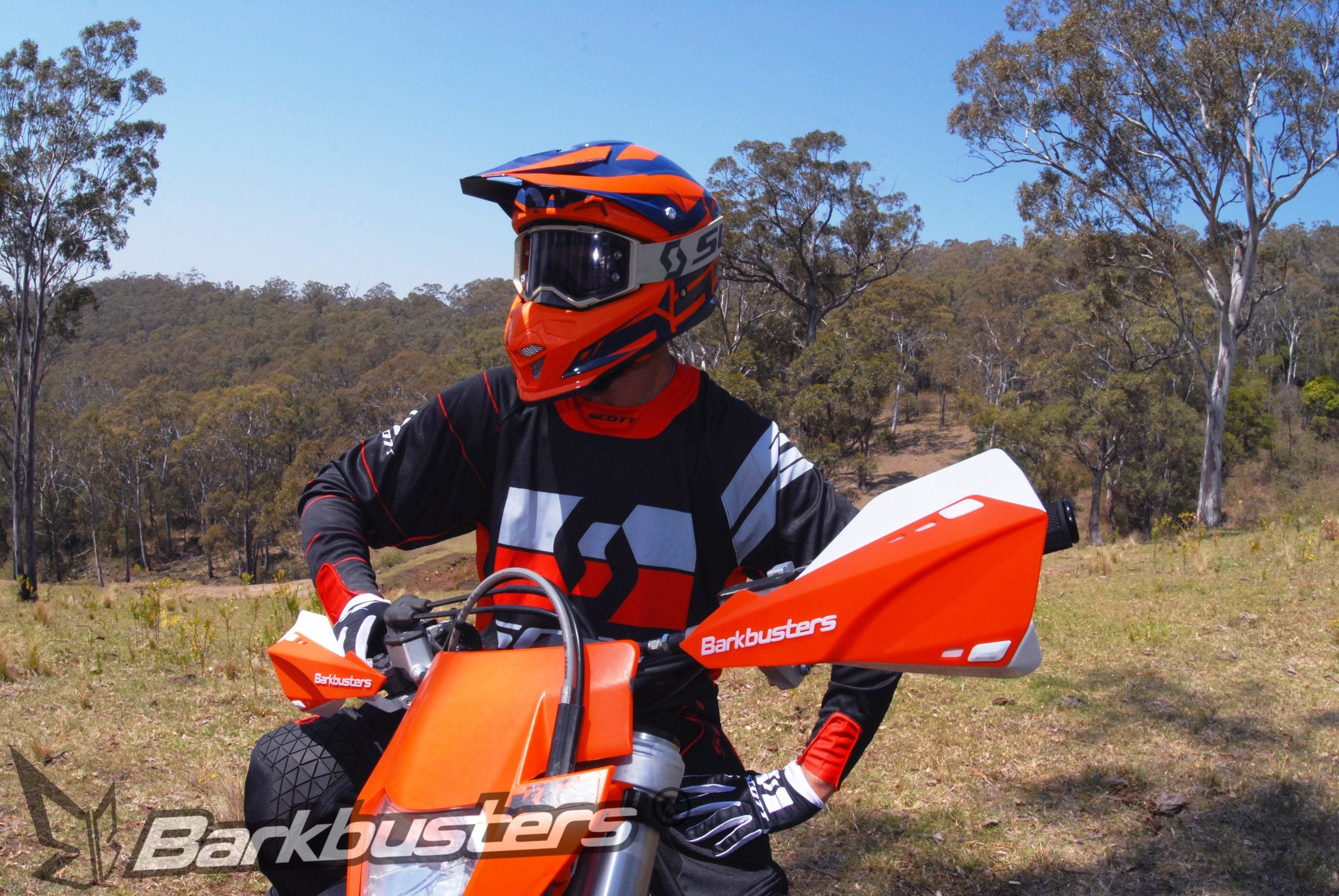Barkbusters - Sabre Handguards with Universal Mounting