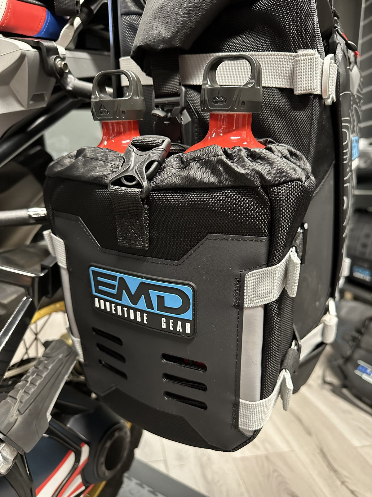 EMD - Bottle Holder