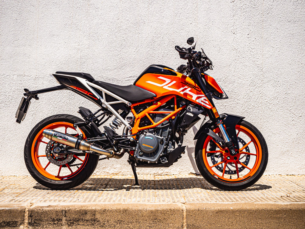GPR-Exhaust---Deeptone-Inox-RACING-Slip-on-for-RC-125-from-2017-to-2020-Link-Pipe