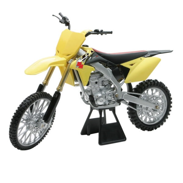 NewRayToys - Suzuki Scale Model