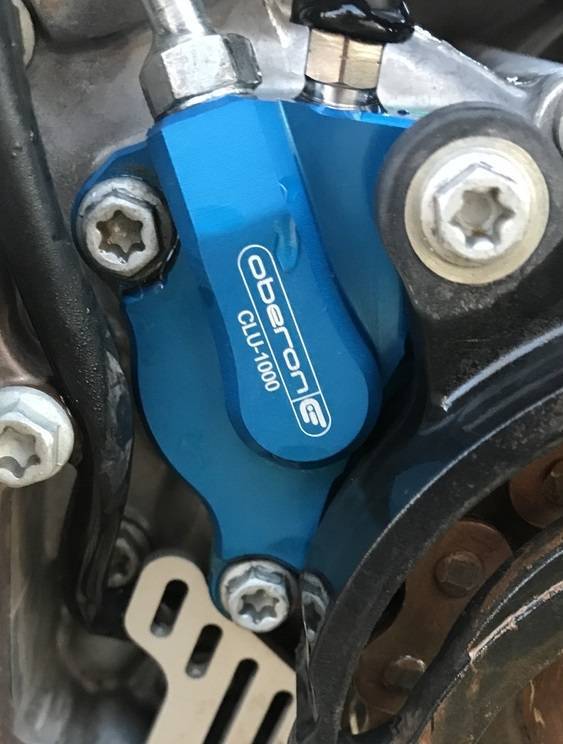 Oberon - Slave Cylinder for Husqvarna 701/450/501 2017+ / KTM 690 2016+ / Husaberg FE/FS 570/450/390 2009-2012 (CLU-1000)